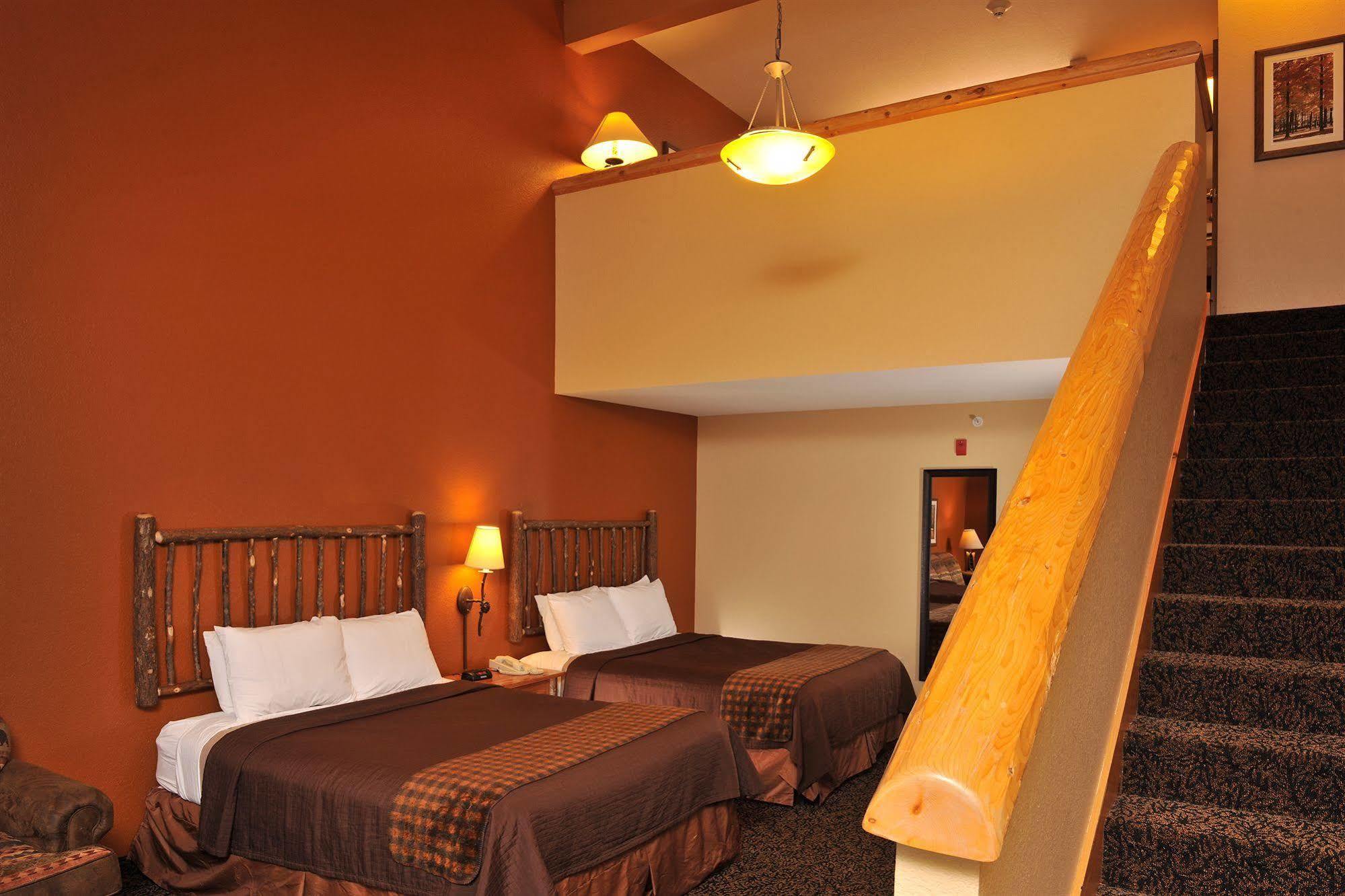 Grand Lodge Hotel Wausau - Rothschild Buitenkant foto