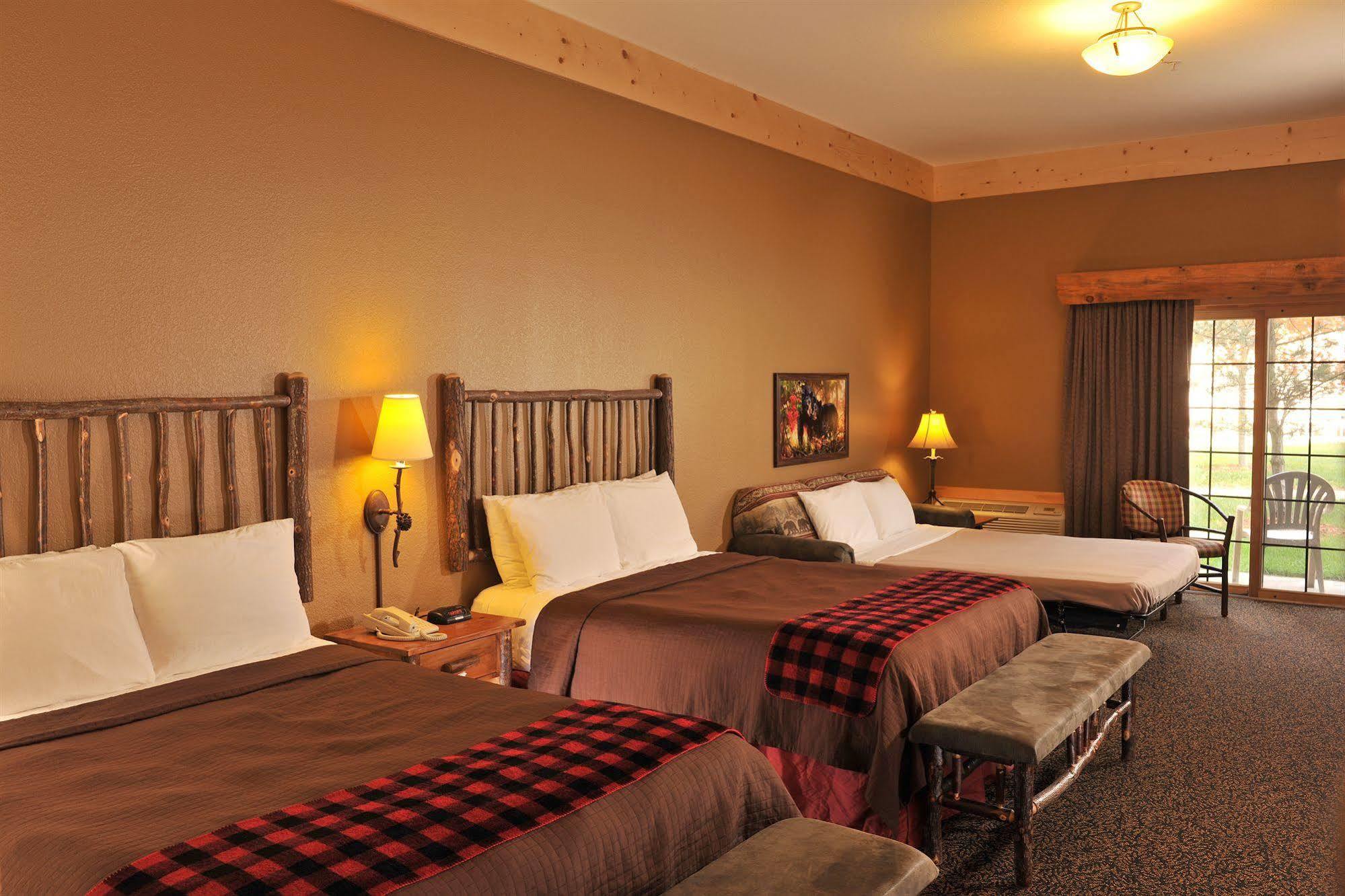 Grand Lodge Hotel Wausau - Rothschild Buitenkant foto